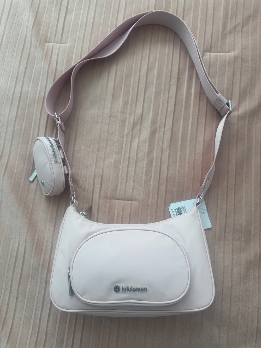 NWT Crossbody Bag with Nano Pouch 2L- Pink - Picture 5 of 12